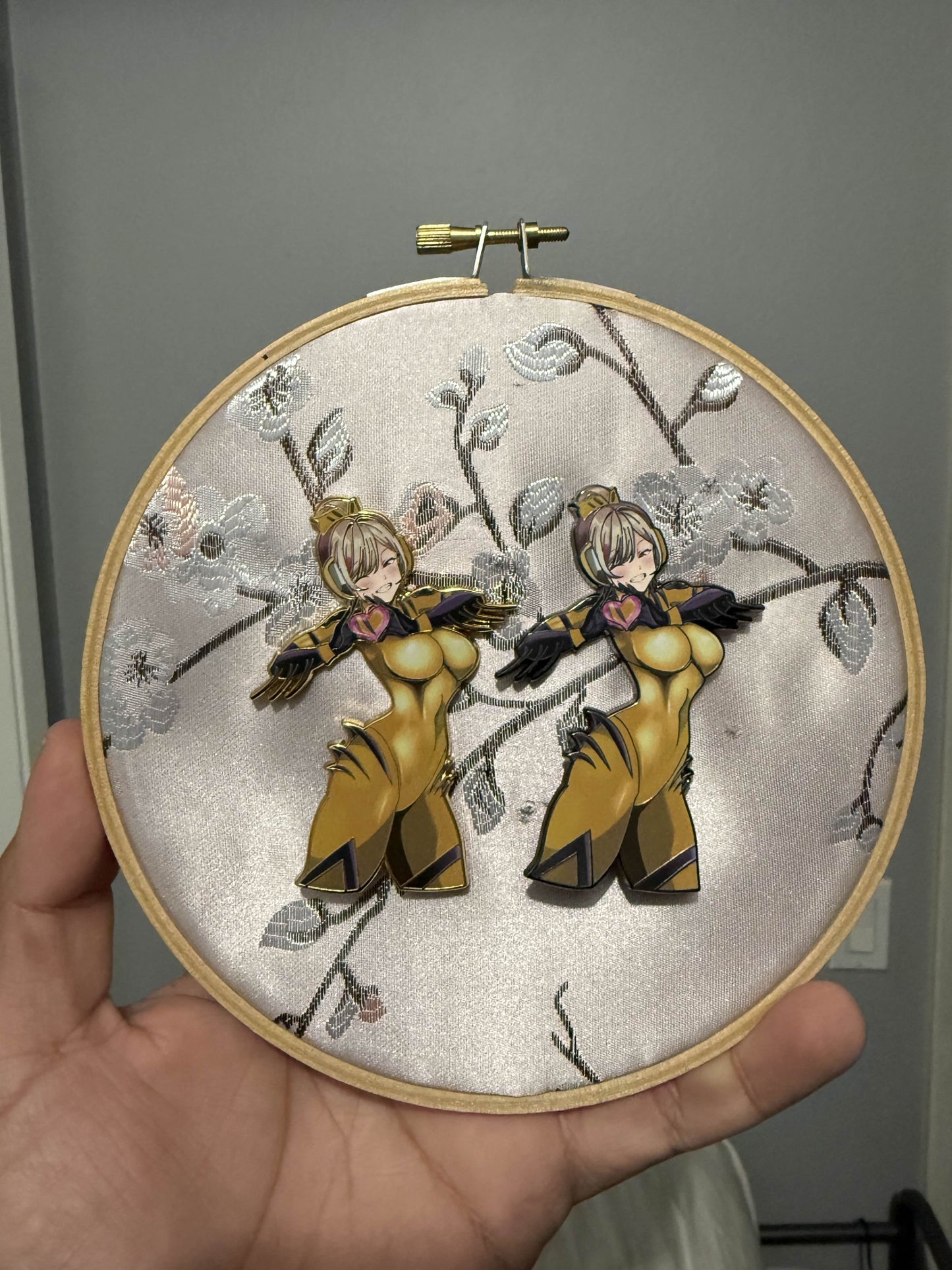 (In-Hand) UV DVA Marin Pins