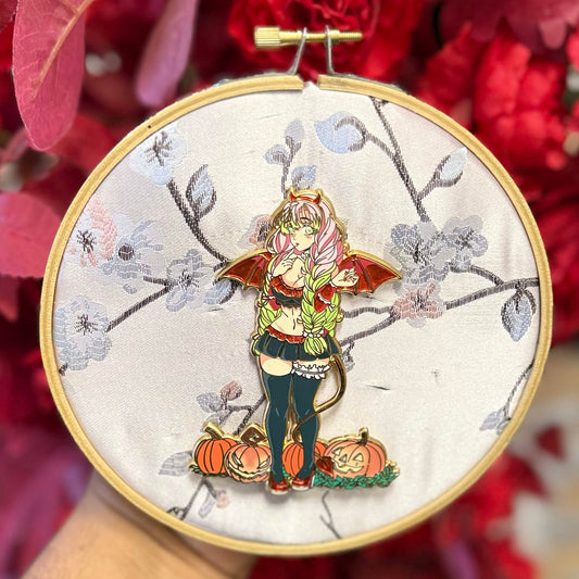 (In-Hand) Halloween Collab MItsuri Pin